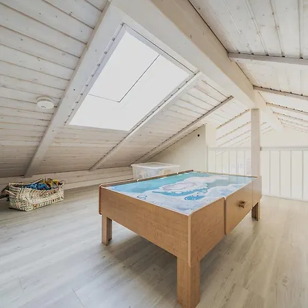 Prázdninový dům Nordsee-rueckzugsort - Freistehendes Mit Garten, Sauna Und Kamin Dagebüll