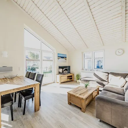 Nordsee-rueckzugsort - Freistehendes Mit Garten, Sauna Und Kamin * Dagebüll